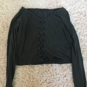 american eagle dark grey crop top